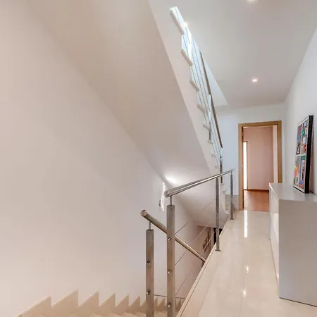 Colina View By Interhome Patroves