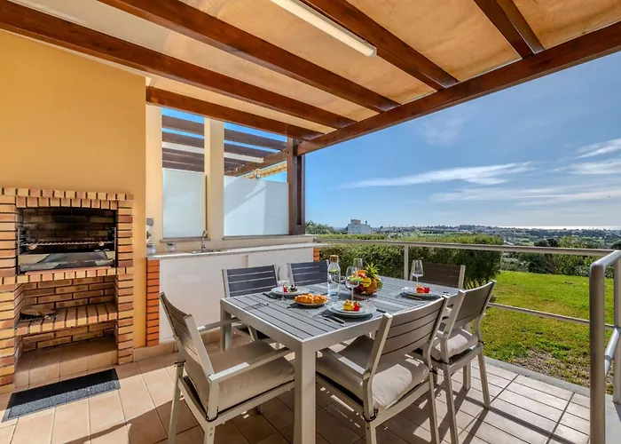 Semesterbostad Colina View By Interhome Patroves